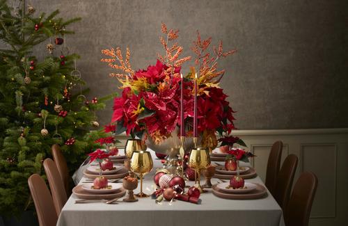 Bela decoração de mesa de Natal