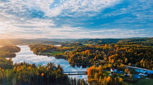 Lago em Härnösand, Suécia