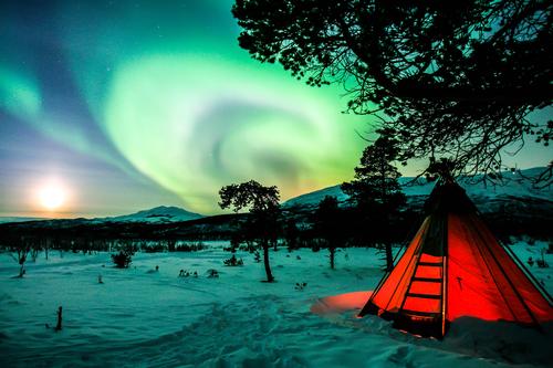 Aurora boreal en el Parque Nacional Abisko