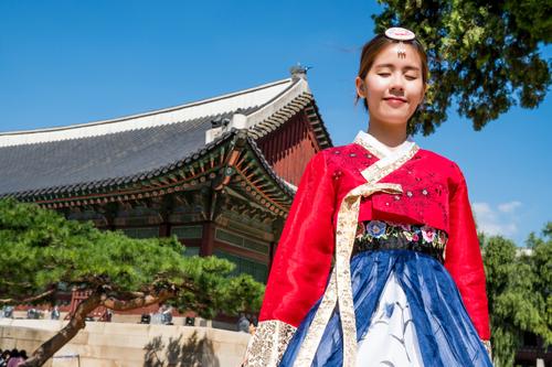 Girl with traditional Korean dress