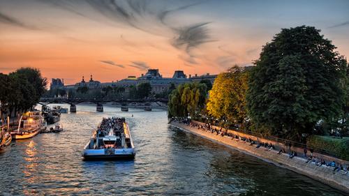 Tour boat down the Seine, Paris