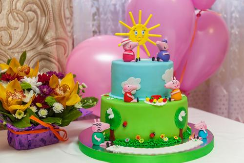 Peppa Pig cake
