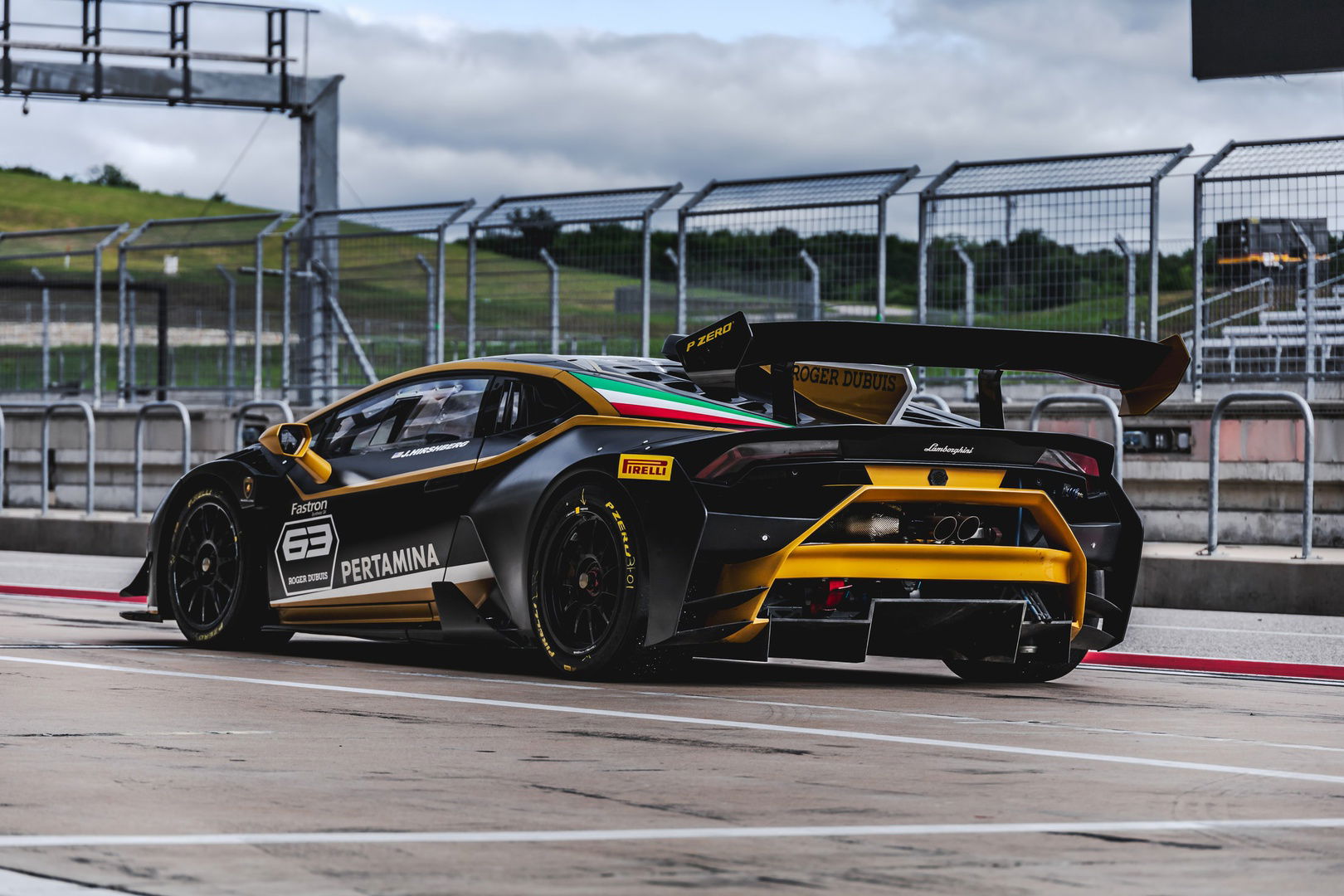 Lamborghini Aventador