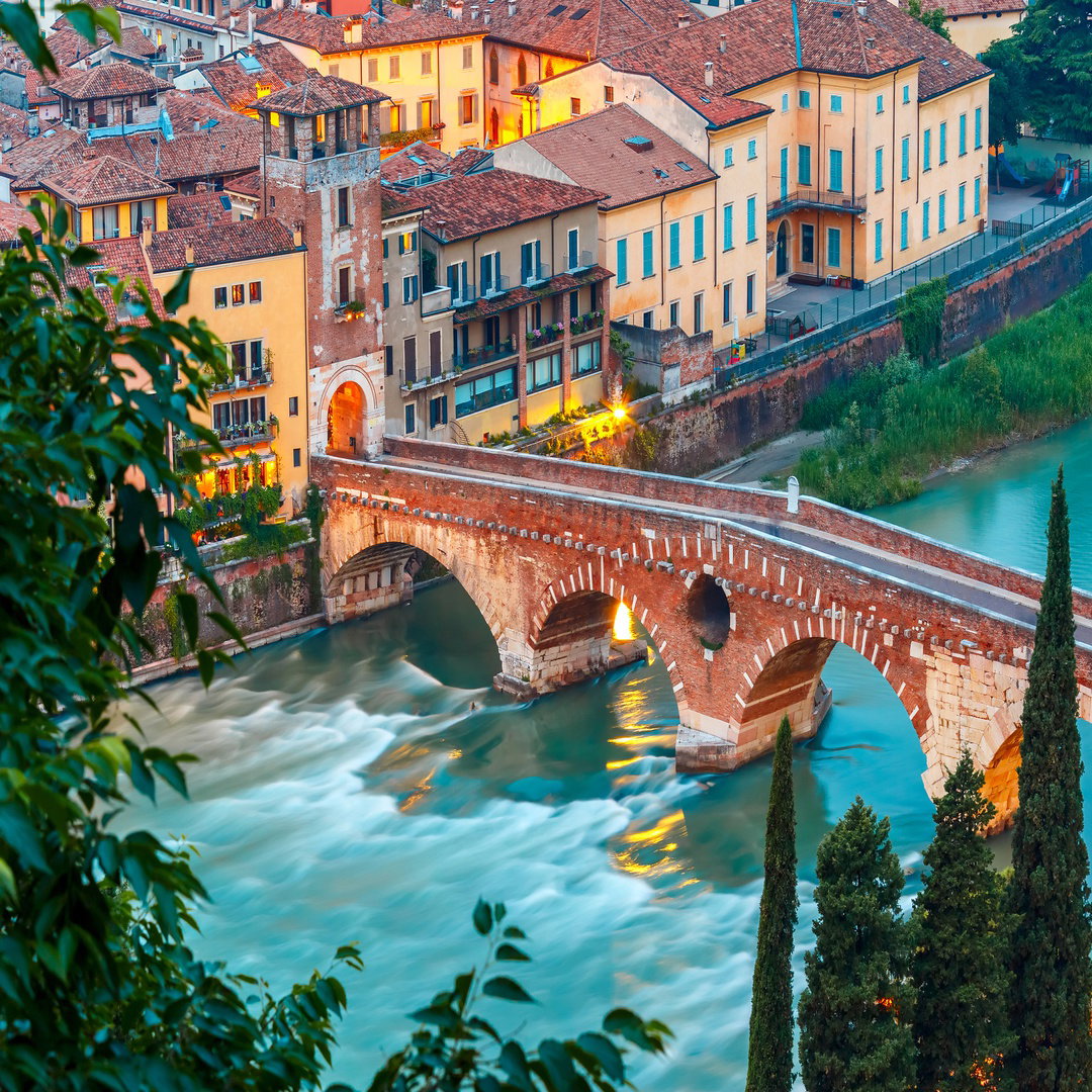 Ponte Pietra, Verona