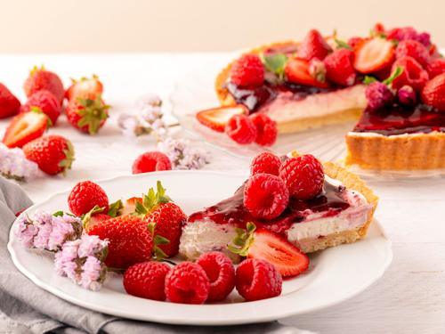 Forest fruits and strawberry pie