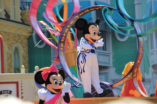 Mickey na Disneylândia