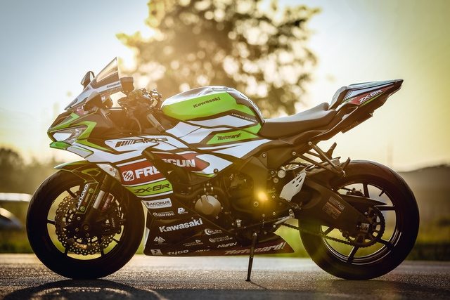 kawasaki-ninja-zx-6r-6cc23e0e-