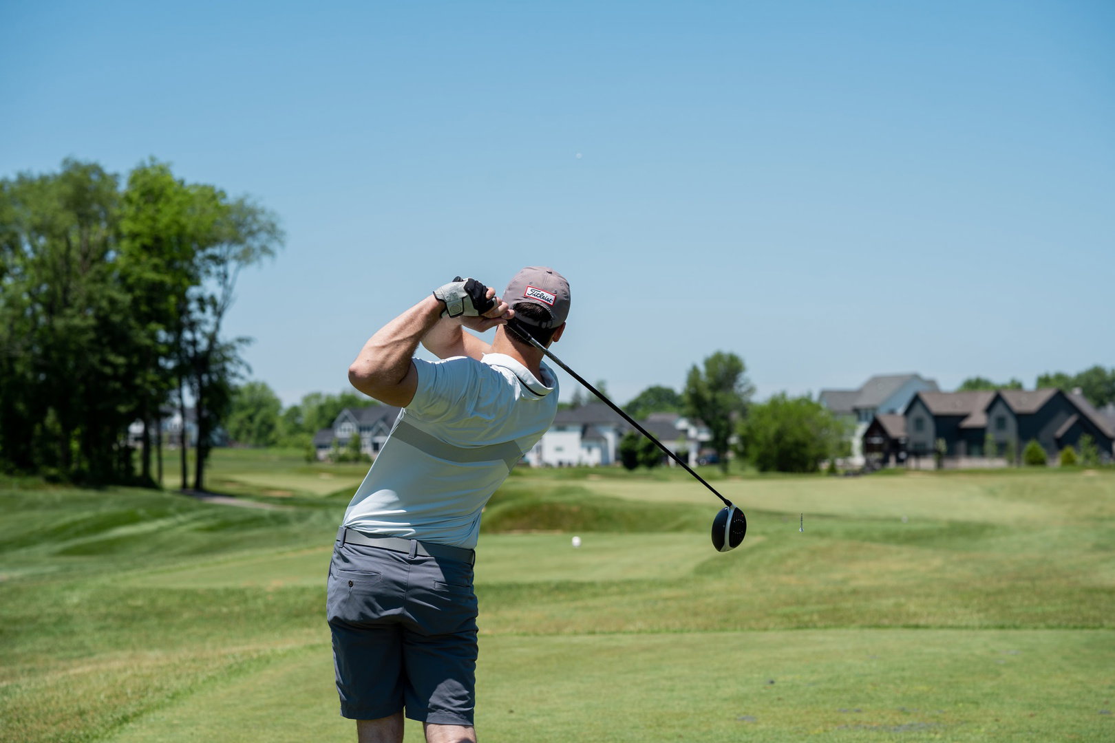 Man playing golf