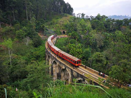 Train at Nine Arches Bridge, Sri Lanka