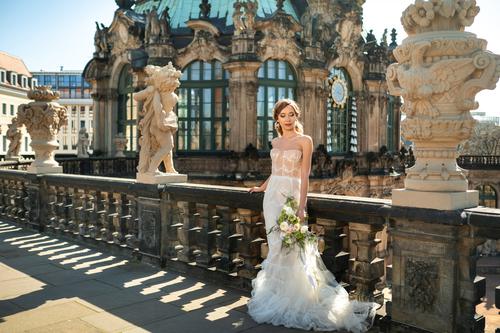 Bride at the Zwinger palace