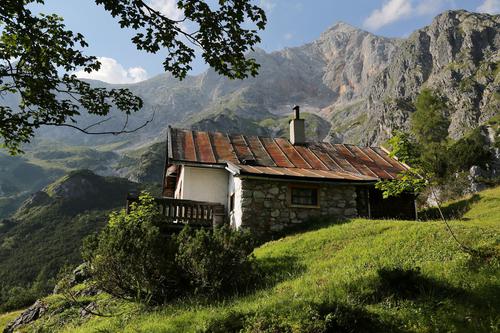 Cabaña en los Alpes