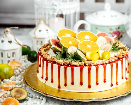 Cake with fruits