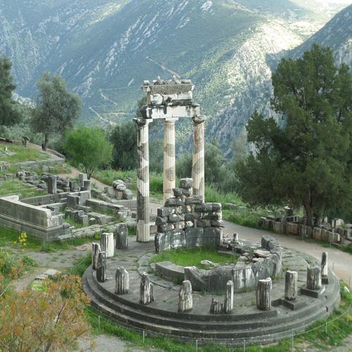 Santuário de Atenea Pronaia, Delfos