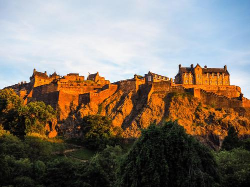 Castelo de Edimburgo ao pôr do sol