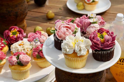 Cupcakes com flores