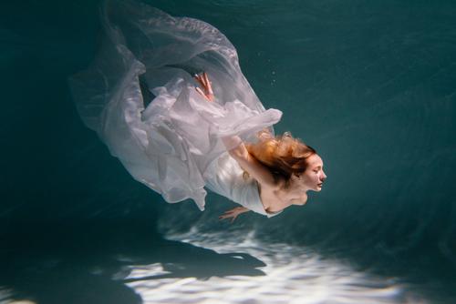 Flowy dress underwater