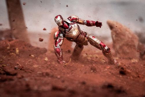 Iron man fighting